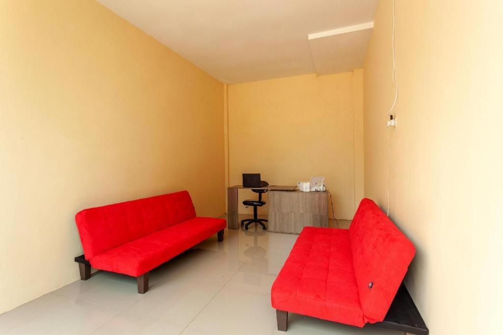 Richmond Guest House Cirebon Redpartner Buitenkant foto