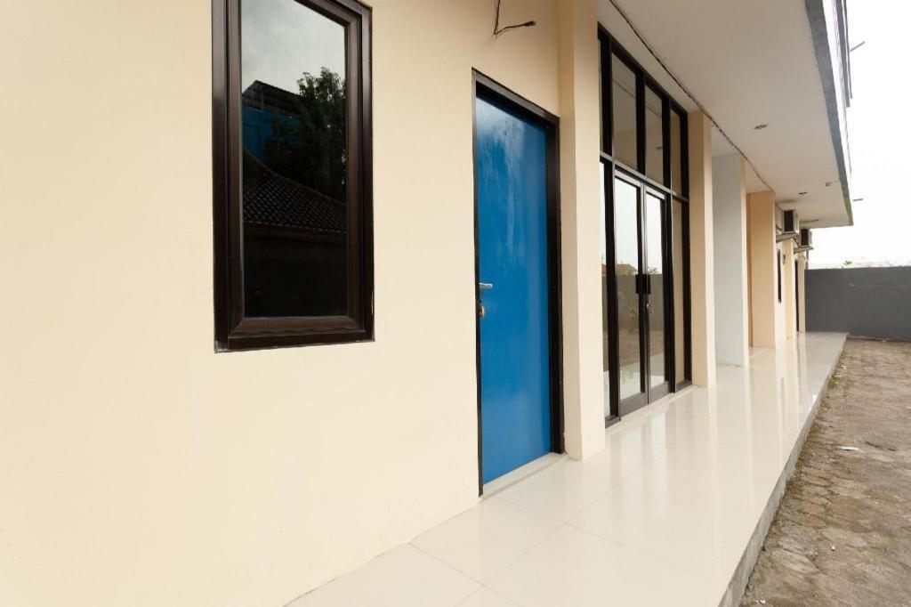 Richmond Guest House Cirebon Redpartner Buitenkant foto